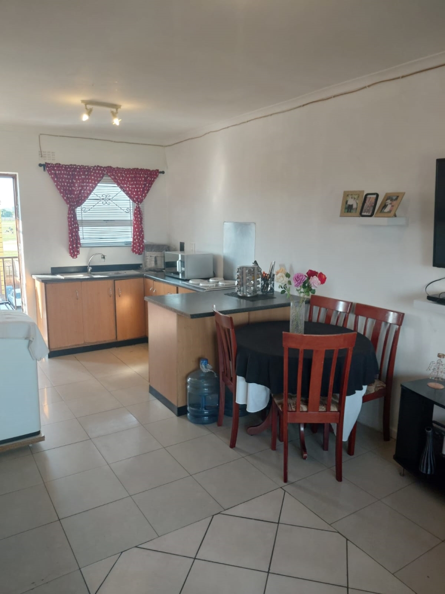 2 Bedroom Property for Sale in Paarl East Western Cape